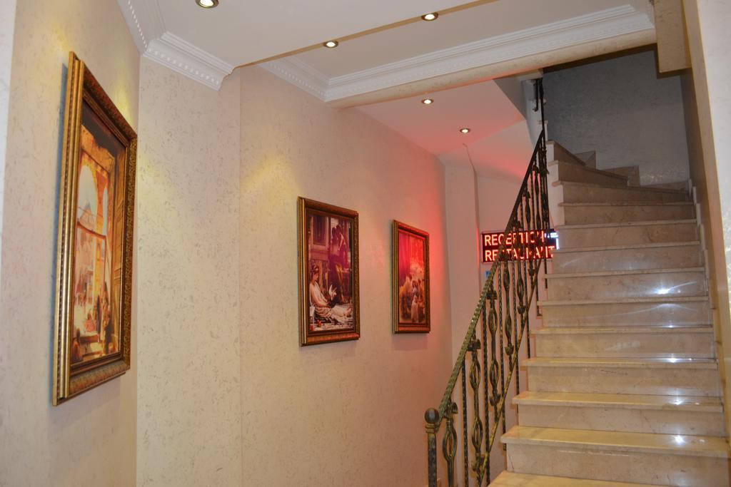 New Fatih Hotel อิสตันบูล ภายนอก รูปภาพ