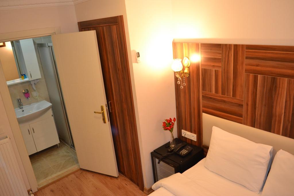 New Fatih Hotel อิสตันบูล ภายนอก รูปภาพ